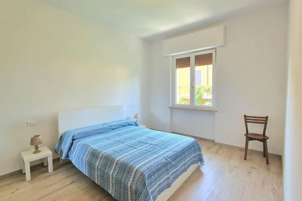 פסקיארה דל גארדה S.Benedetto Terrace Apartment 0*, פסקיארה דל גארדה